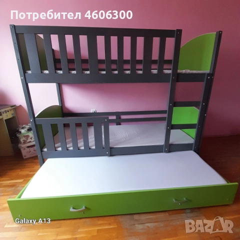 Детско двуетажно легло с трето издърпващо легло + 3 матрака и подматрачни рамки – гр. София, снимка 2 - Мебели за детската стая - 52021215