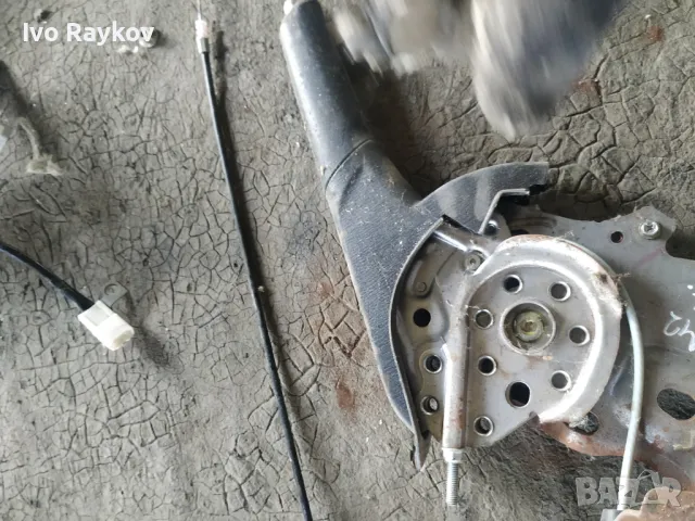 Механизъм, ръчна спирачка за Mazda 2 , снимка 5 - Части - 47721424