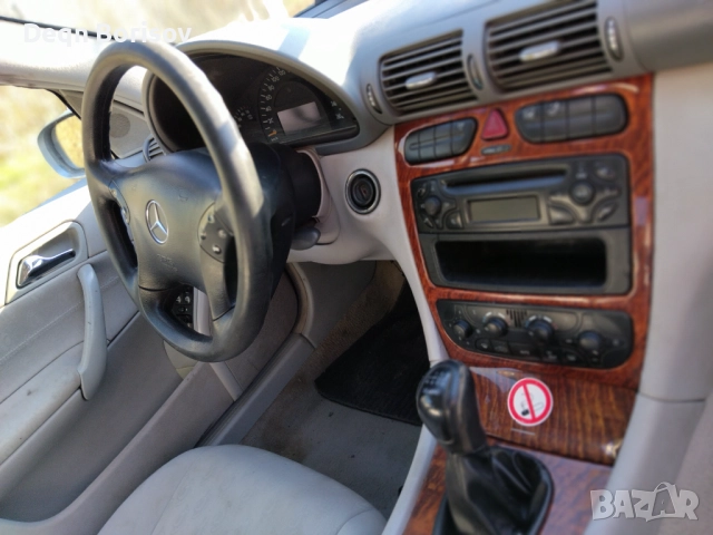 Мерцедес с220 цди 116кс, снимка 4 - Части - 52400107