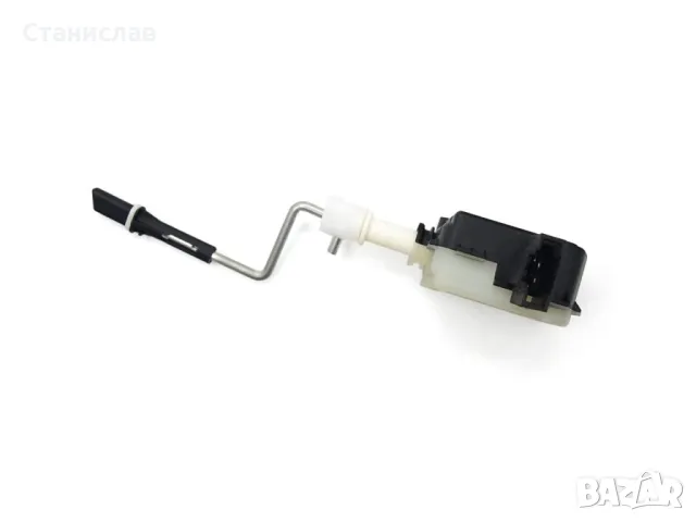 VW Touran Моторче за заключване на резервоар , снимка 7 - Части - 50361495