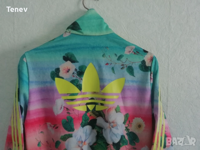 Adidas Originals Brazilian Farm Firebird Floralina оригинално ново дамско горнище Адидас размер М , снимка 3 - Спортни екипи - 51854709