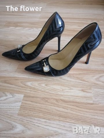 Оригинални обувки VERSACE , снимка 3 - Дамски елегантни обувки - 26877557
