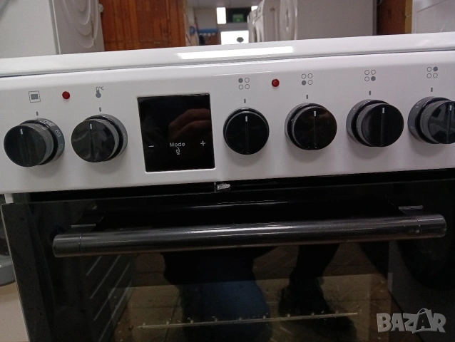 Като нова тясна 50см свободно стояща печка с керамичен плот с 2 години гаранция!, снимка 2 - Печки, фурни - 53398625