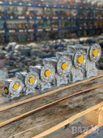 Червячен редуктор 050, Ф25, снимка 3 - Други машини и части - 51164292