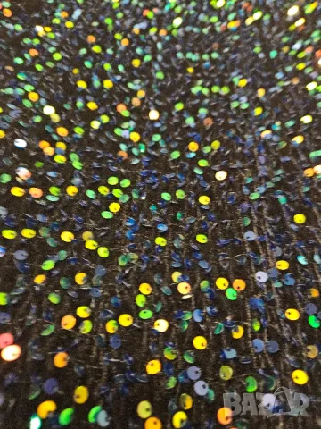 Детска черна рокля с пайети, снимка 3 - Детски рокли и поли - 48092619