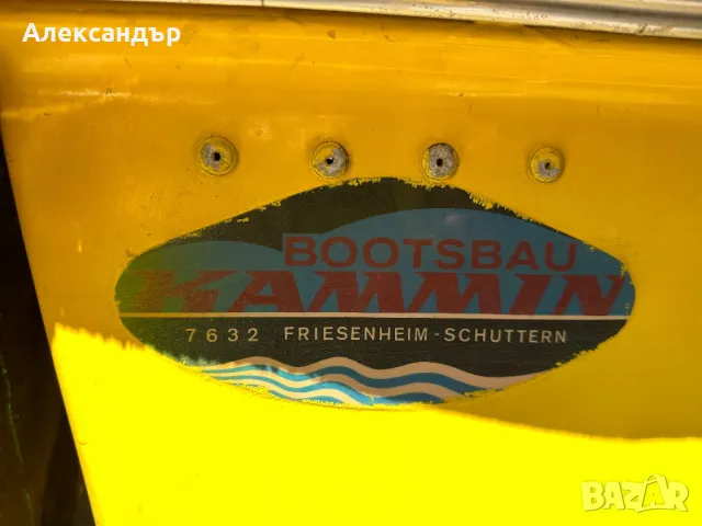 Продавам две лодки с двигатели и едно ремарке, снимка 3 - Воден транспорт - 48268115