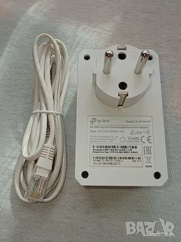Адаптер Powerline Tp-Link TL-PA7017P, AV1000 Gigabit, снимка 2 - Рутери - 49915057