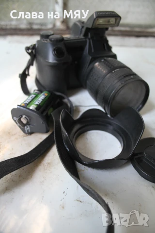 OLYMPUS Camedia E10 , снимка 3 - Фотоапарати - 51232787