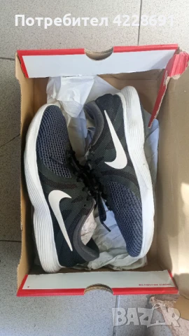 Маратонки NIKE N 41