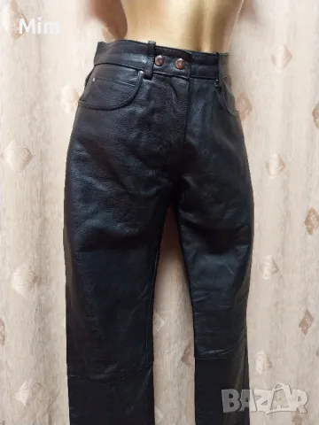 44 Черен кожен панталон/ моторджийски/от естествена кожа 