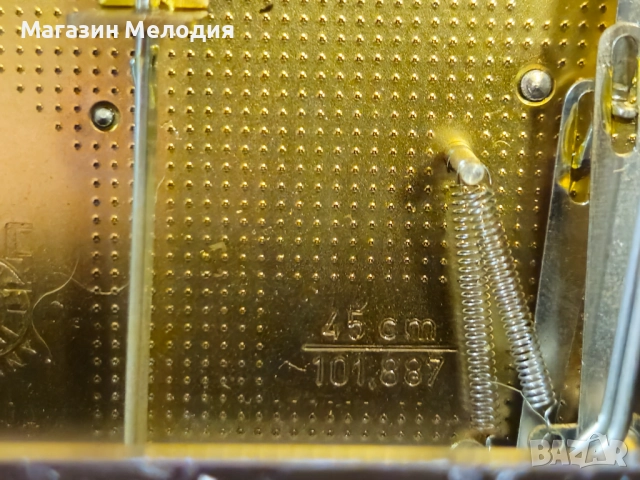 Немски стенен часовник J.schrenk с махало и тежести. Не работи, продава се за декорация или някой да, снимка 7 - Стенни часовници - 50575677