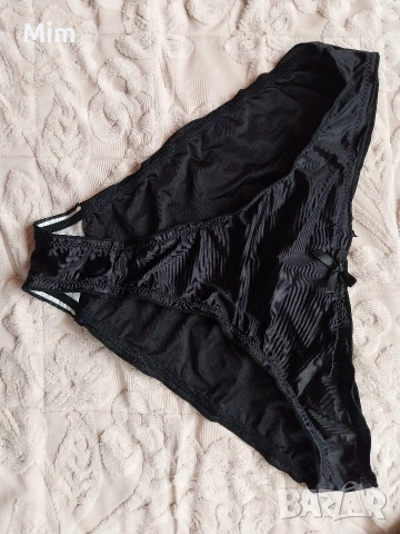 XL Черна и бяла сатенена бикина , снимка 4 - Бельо - 53363951