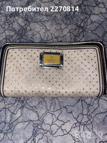 Портфейл Guess, снимка 2 - Портфейли, портмонета - 39954851