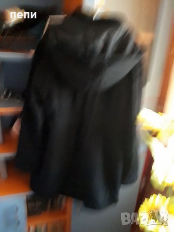 Вълнено дамско палто с постоянна качулка-топло и меко, снимка 2 - Палта, манта - 38980719