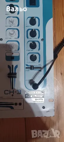 Reloop RM1000 Stereo mixer , снимка 3 - Ресийвъри, усилватели, смесителни пултове - 48426182