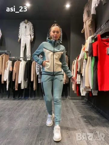 Нови дамски екипи nike tech fleece , снимка 3 - Спортни екипи - 42530817