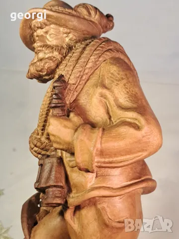 дървена статуетка златотърсач авторска дърворезба 24/5, снимка 5 - Статуетки - 49588392