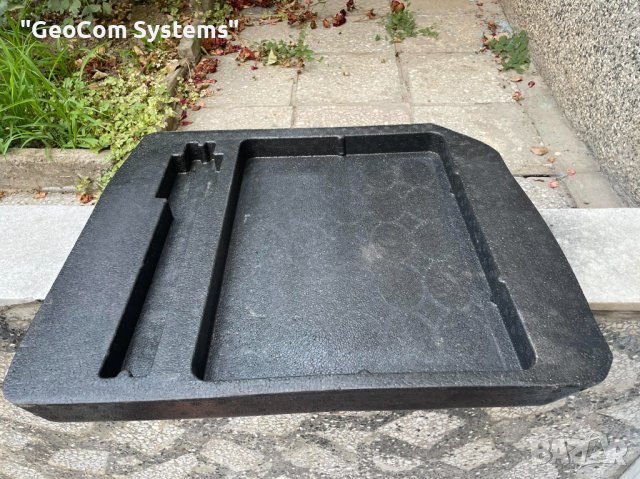 Mercedes W204/S204 оригинална тава за багажник (А2046800030)