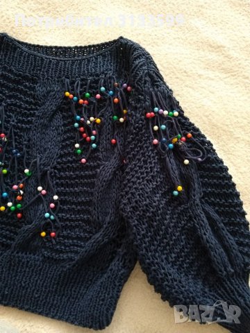 Тъмносиня ръчно плетена блуза от памучна прежда с цветни топчета , снимка 1 - Блузи с дълъг ръкав и пуловери - 37237213