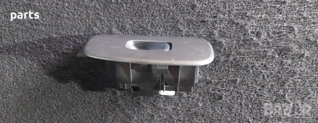 Бутон Ел.Стъкло Предна Дясна Врата Лексус ИС200 N, снимка 3 - Части - 43965418