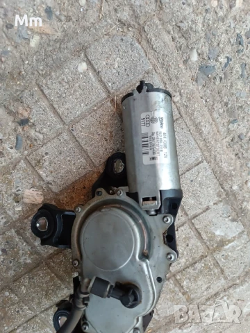 мотор задна чистачка а4 б5 комби, снимка 2 - Части - 51388590