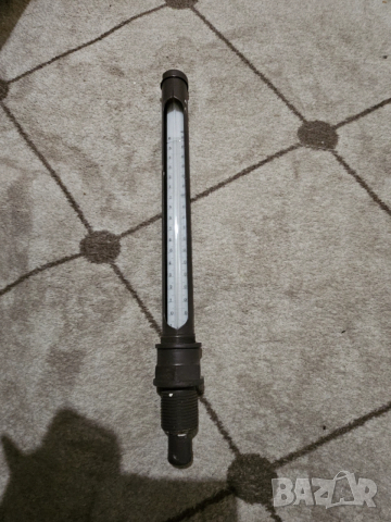 Промишлен термометър за парно и други цели от - 10 градуса до 160 градуса.