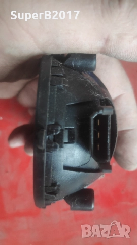 Продавам - моторче дясно огледало за Форд Фиеста, снимка 5 - Части - 52161933