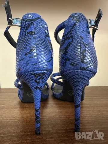 Сини змийски токчета , снимка 2 - Дамски обувки на ток - 50281346