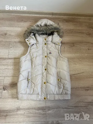 Дамски елек MONCLER.