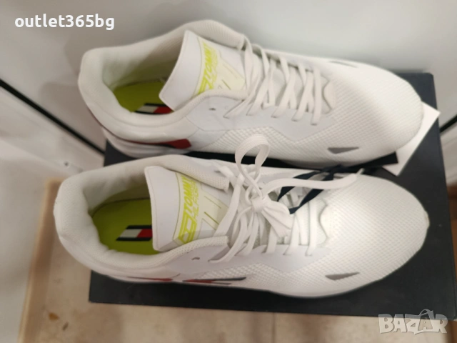 Tommy Hilfiger Shoes №42 Оригинал Код 238, снимка 2 - Маратонки - 53447566