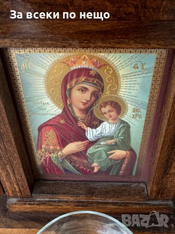 Триптих , Дърворезба, старинен домашен иконостас с кандило , икона, снимка 10 - Антикварни и старинни предмети - 51366708