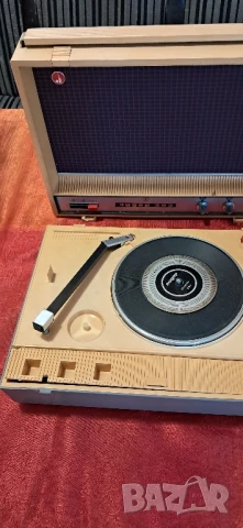 Ретро грамофон , снимка 15 - Антикварни и старинни предмети - 50978973