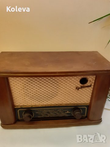 Ретро радио Христо Ботев, снимка 1 - Радиокасетофони, транзистори - 33259086