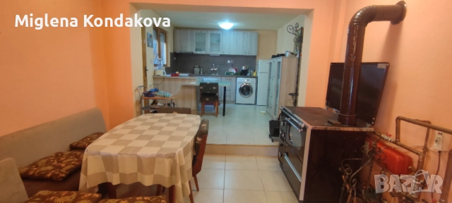 Собственик продава къща в Перущица, снимка 18 - Вили - 51215704