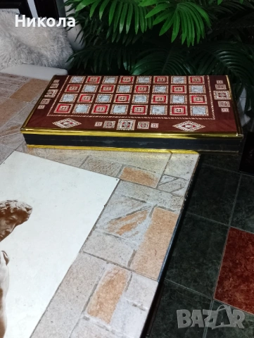 Шах48/48 с дървени фигури от орех и габър, снимка 7 - Статуетки - 51787327