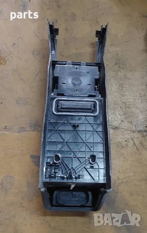 Подлакътник и Задни Духалки Парно Мерцедес Е класа W210 , снимка 6 - Части - 48183841