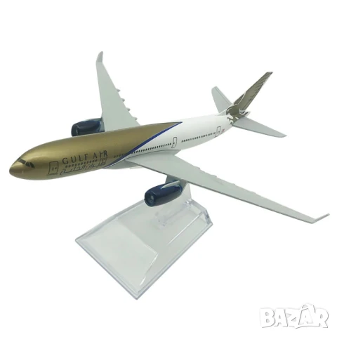 Еърбъс 330 самолет модел макет Gulf Air метален чекиране багаж полет летище, снимка 4 - Колекции - 50915271