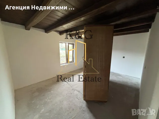 Едноетажна къща в с. Балкански , снимка 3 - Къщи - 49891324