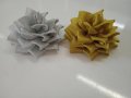 Рози от органза в злато и сребро, снимка 1 - Изкуствени цветя - 33417047