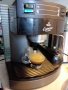 Кафе машина Tchibo с ръкохватка с крема диск, прави хубаво кафе с каймак 