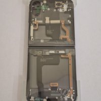 Оригинален дисплей за Samsung Z Flip 4 5G 2022 SM-F721 GRAPHITE GRAY с рамка, снимка 2 - Резервни части за телефони - 43193486
