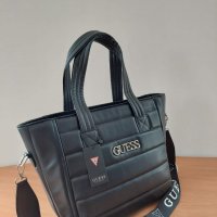Луксозна чанта Guess код SG224, снимка 4 - Чанти - 36915714