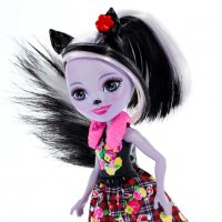 Кукла Enchantimals Doll Animal Sage Skunk & Caper / Енчантималс - Кукла и Скункс, снимка 3 - Кукли - 28913210