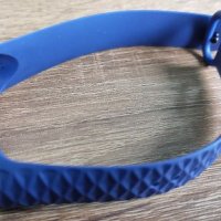 Каишка за Xiaomi MI Band 4 силикон, снимка 2 - Смарт гривни - 28395954