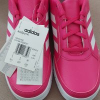 Нови маратонки adidas, снимка 2 - Детски маратонки - 35325154