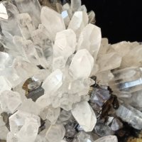 №150,Кварц, Планински кристал,Кварцова друза,Quartz Bulgaria,BGminerals,, снимка 5 - Колекции - 44115480