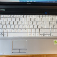 Fujitsu Lifebook A530 , снимка 1 - Лаптопи за дома - 33420052