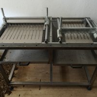 Продавам професионална режеща машина за сладки! , снимка 1 - Друго търговско оборудване - 26477348