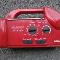 Радио фенер с аларма, снимка 2 - Радиокасетофони, транзистори - 32476748