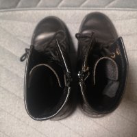 Дамски кожени обувки , снимка 4 - Дамски боти - 44007580